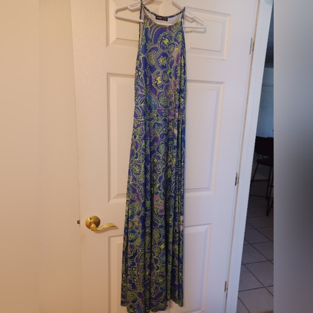 Noracora Womens Size M (See Description tag listed XXL Runs small Halter style